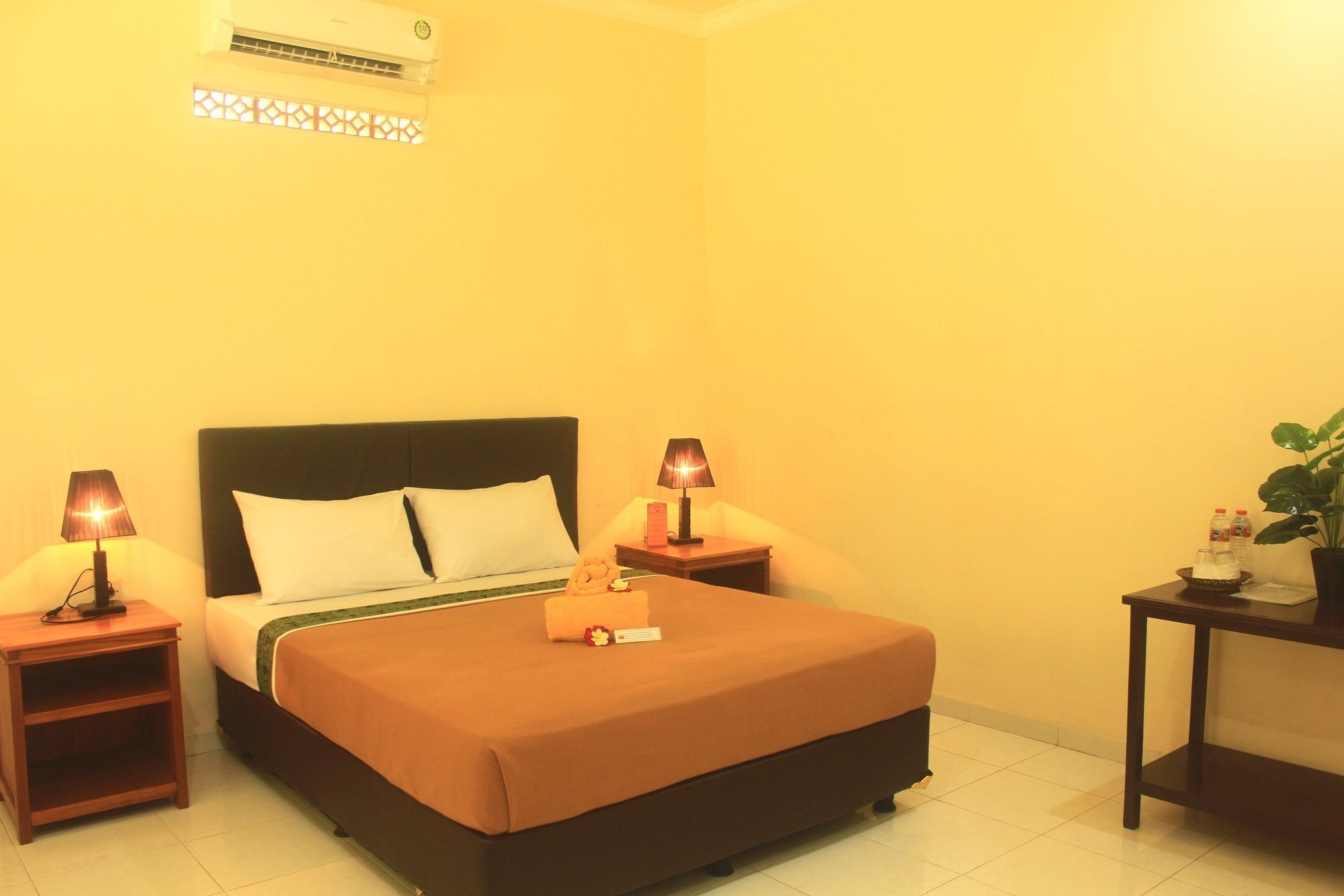 Lovina Beach Hotel Pabean Buleleng Buitenkant foto