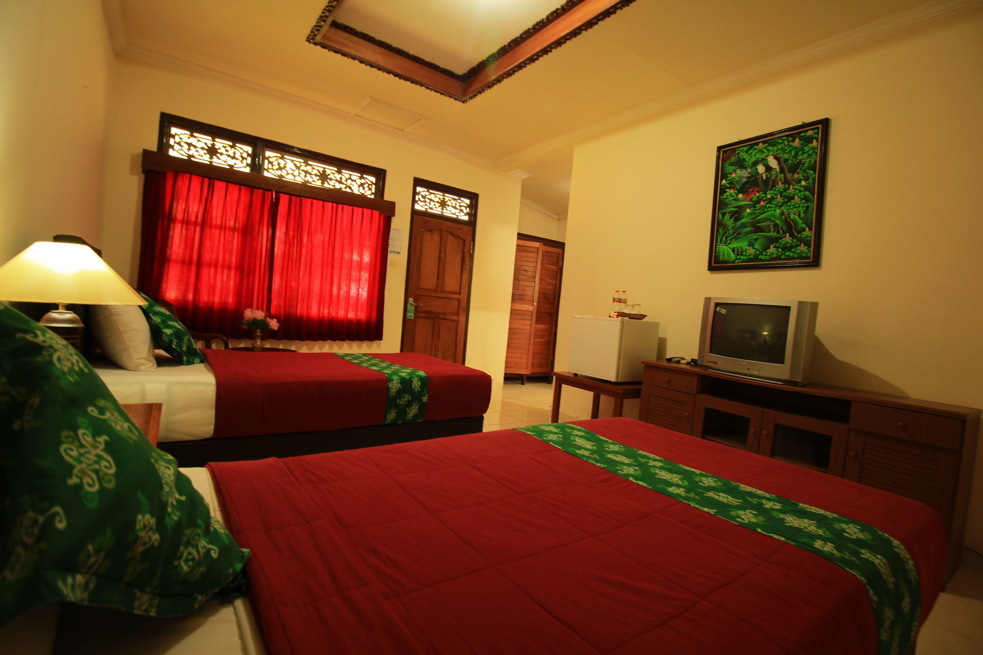 Lovina Beach Hotel Pabean Buleleng Buitenkant foto
